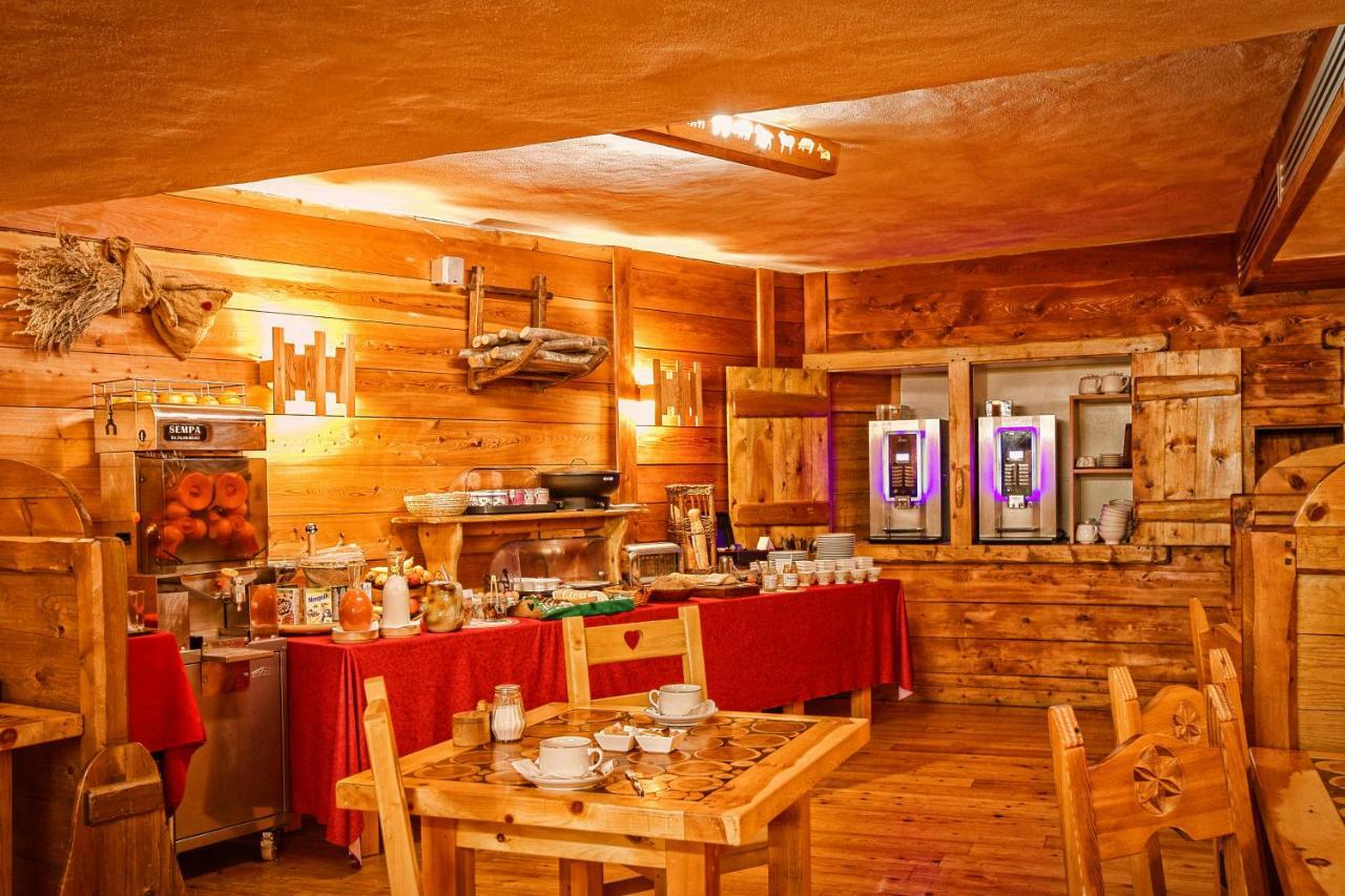 Hotel & Spa La Ferme De L'Izoard Арвию Екстериор снимка